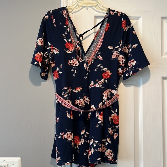 Romper - Picture 2 of 2